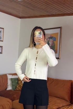 Delikli Gold Düğmeli Triko - Standart