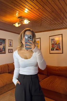 YAKASI DANTEL DETAYLI BLUZ - Ekru