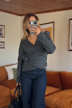 GRİ KRUVAZE BAĞLAMALI TRİKO